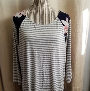 Gilli mixed material top